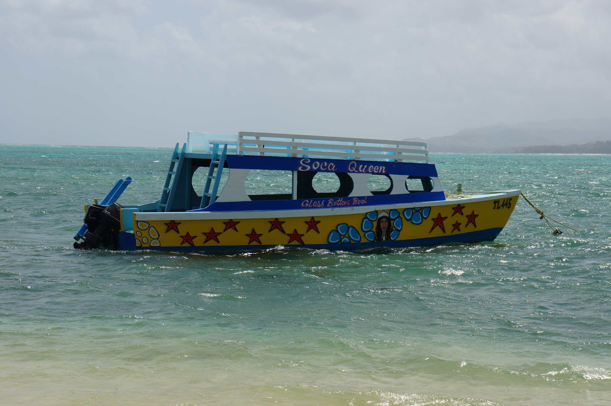 glass bottom boat nusa dua